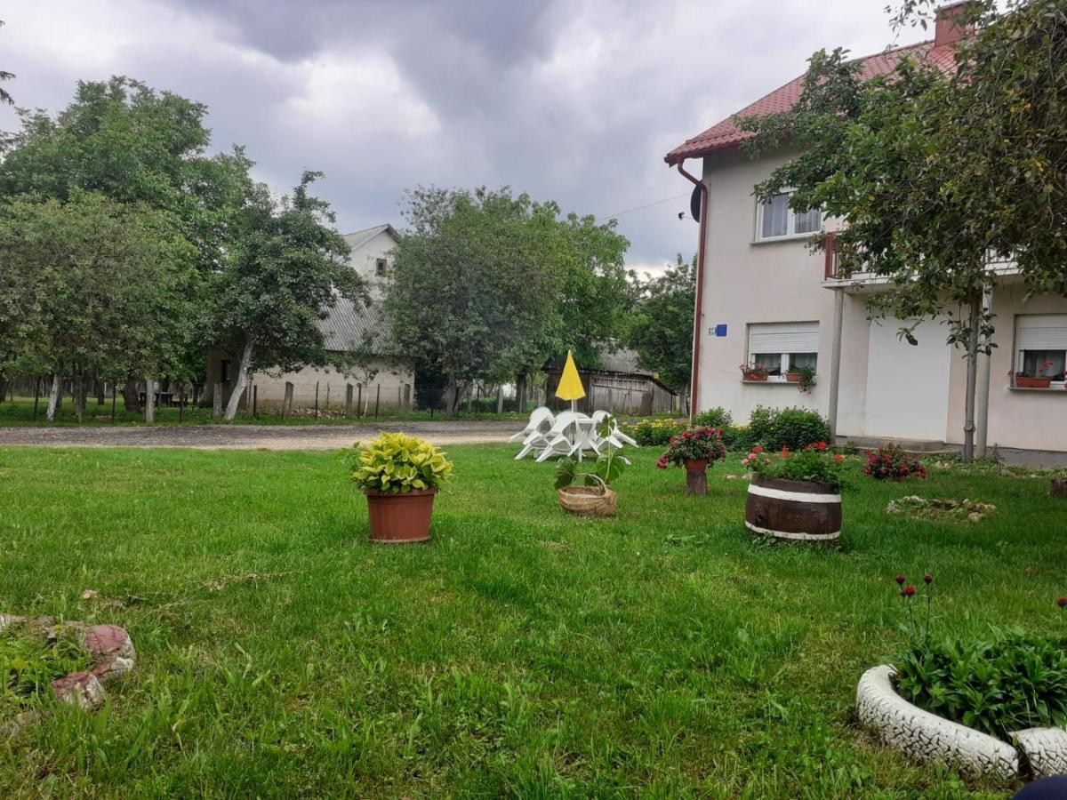 Rooms Luka Korenica Zewnętrze zdjęcie
