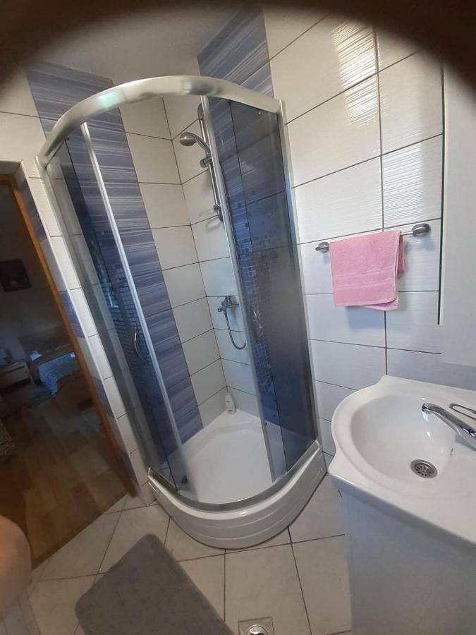 Rooms Luka Korenica Zewnętrze zdjęcie