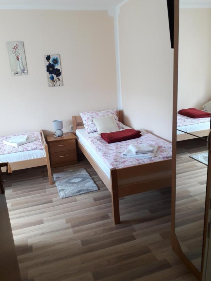 Rooms Luka Korenica Zewnętrze zdjęcie