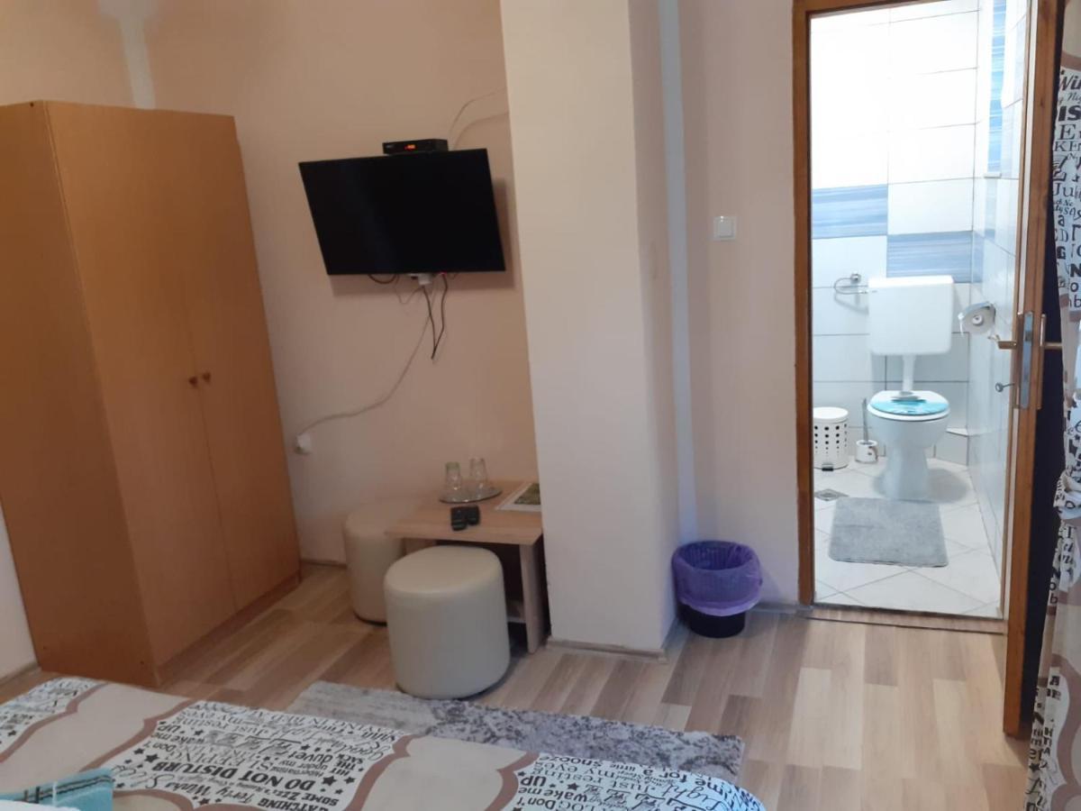 Rooms Luka Korenica Zewnętrze zdjęcie