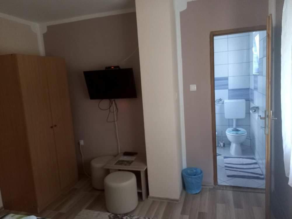 Rooms Luka Korenica Zewnętrze zdjęcie