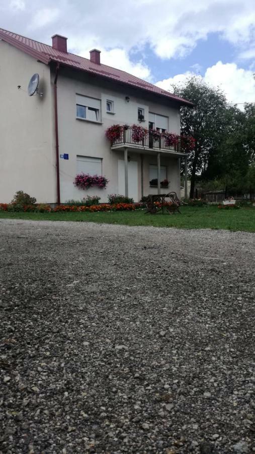 Rooms Luka Korenica Zewnętrze zdjęcie