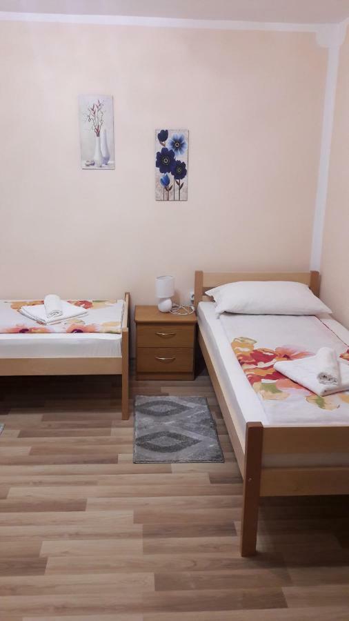 Rooms Luka Korenica Zewnętrze zdjęcie