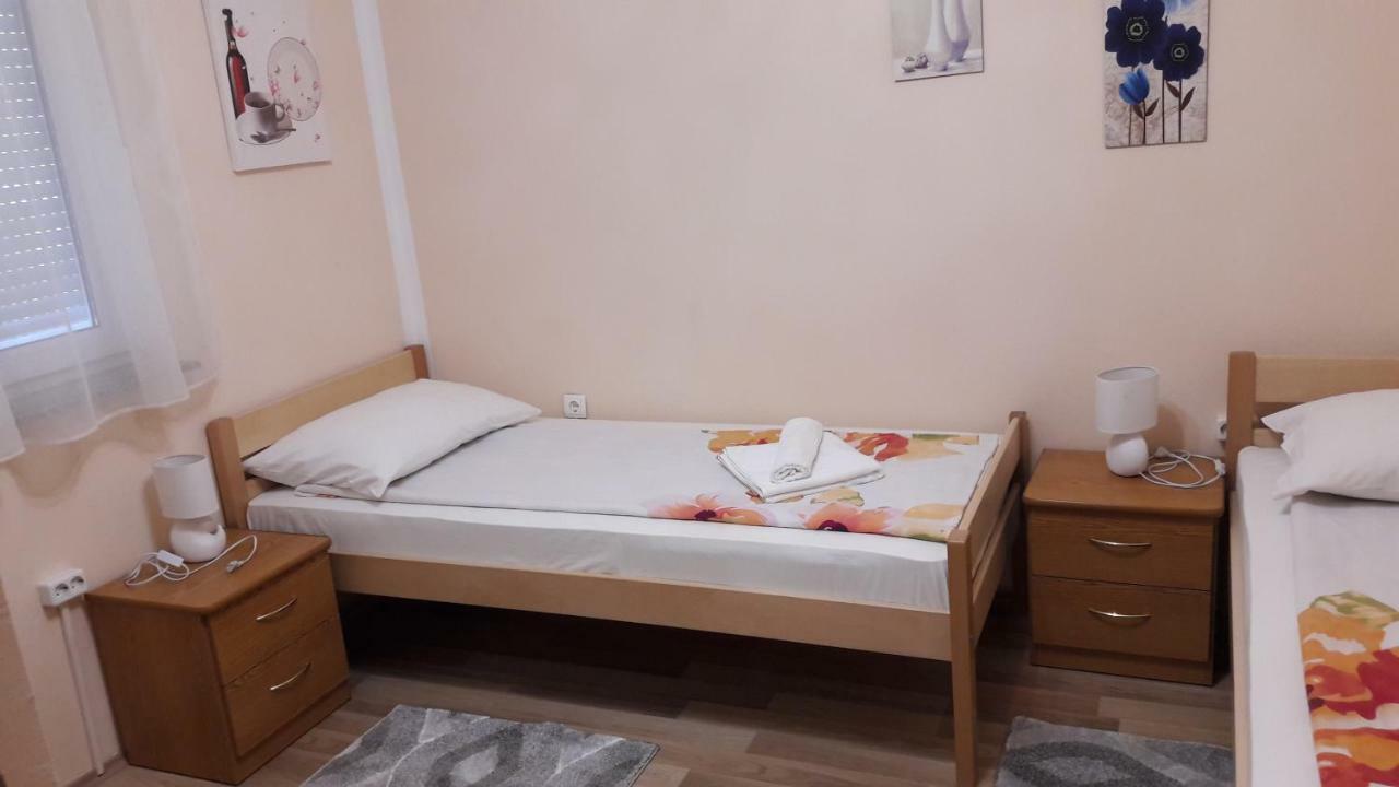 Rooms Luka Korenica Zewnętrze zdjęcie